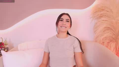 Snapshot of maia_lia_ chatting on 12.13.25 MAIA LIA online show from 12.13.25