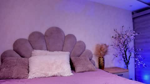 Maia online show from 04.10.26