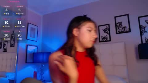 Maia Reficco online show from 03.05.26