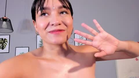 Maia online show from 03.10.25