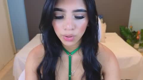 Maiaa Ruiz  online show from 01.23.25