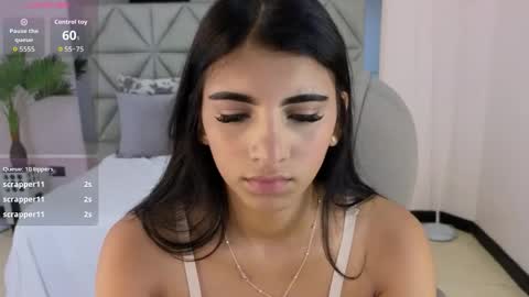 Maiaa Ruiz  online show from 11.22.25