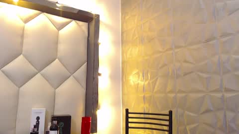 Maia  online show from 12.12.24