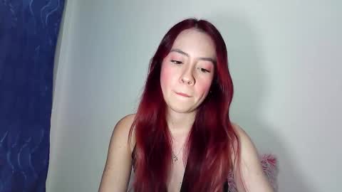 Snapshot of maiarosse_ chatting on 09.29.25 MaiaRosse online show from 09.29.25