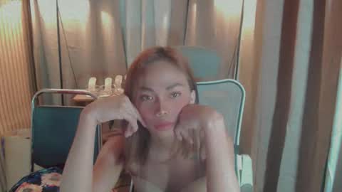 Snapshot of maicalovesyouu chatting on 04.11.26 Maica online show from 04.11.26