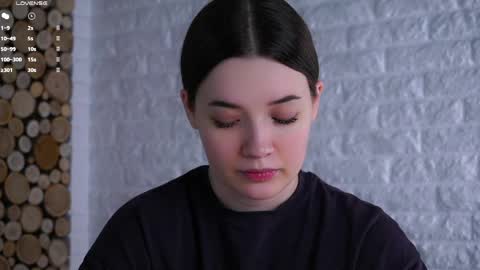 Snapshot of maidabuoy chatting on 05.26.26 Lucy online show from 05.26.26