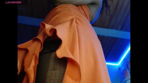 Bella Maidi online show from 01.23.25