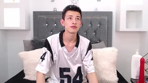 Maik Carver online show from 01.26.25