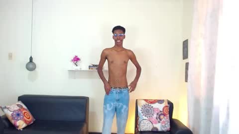 Snapshot of maiki18 chatting on 01.30.25 I am Maik online show from 01.30.25