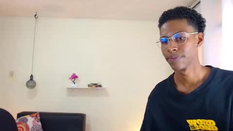 Snapshot of maiki18 chatting on 03.01.25 I am Maik online show from 03.01.25