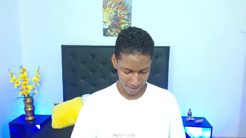 Snapshot of maiki18 chatting on 10.04.25 I am Maik online show from 10.04.25