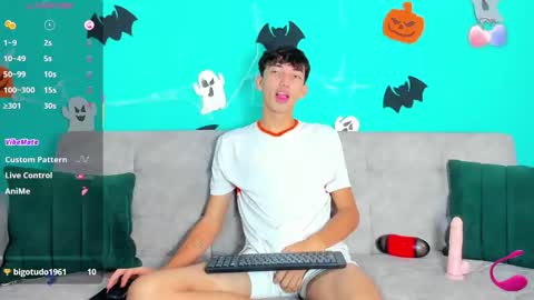 Maikol online show from 10.28.25