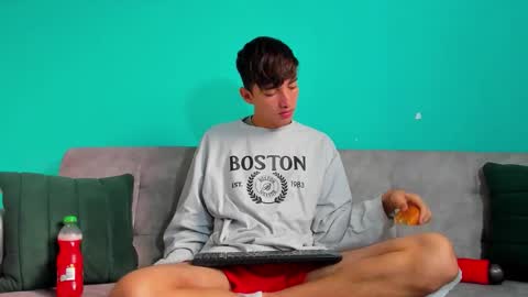 Maikol online show from 02.04.26