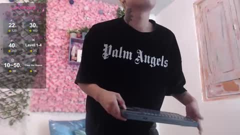 Snapshot of maiky_jeans chatting on 11.05.25 maiky_jeans online show from 11.05.25