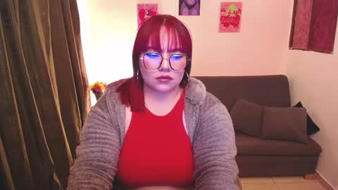 Snapshot of maily_888 chatting on 12.11.24 maily online show from 12.11.24