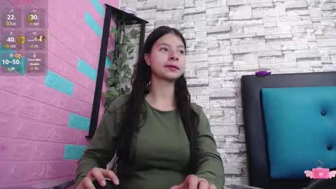 Snapshot of maily_can chatting on 11.06.25 MAILY CAN online show from 11.06.25