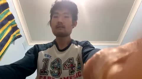 David Sae Hymn Cho online show from 11.13.25