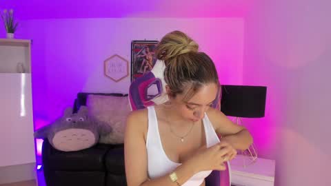 Majo online show from 01.15.25