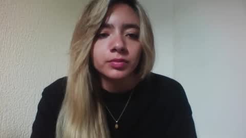 Snapshot of majo_gomezz chatting on 12.02.25 majo_gomezz online show from 12.02.25