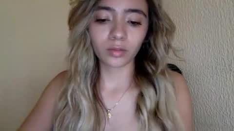 majo_gomezz online show from 03.12.26