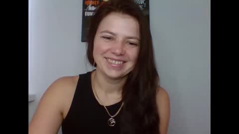 make_mesmile online show from 10.07.25