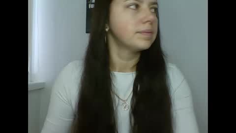 make_mesmile online show from 11.15.25