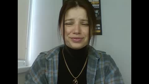 make_mesmile online show from 04.16.26