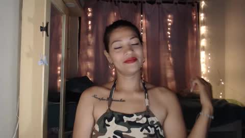 Snapshot of makennaa_1 chatting on 09.19.25 MAKENNAA online show from 09.19.25