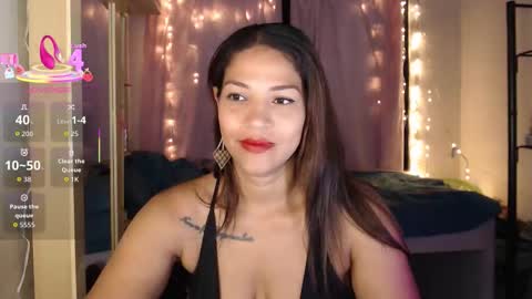 Snapshot of makennaa_1 chatting on 10.07.25 MAKENNAA online show from 10.07.25