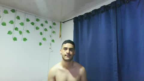 Snapshot of makenzy_darly chatting on 02.02.25 Makenzy darly online show from 02.02.25