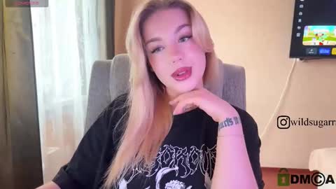 maksisisia online show from 12.15.25