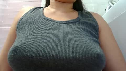 Snapshot of makulato chatting on 01.14.26 Maya online show from 01.14.26