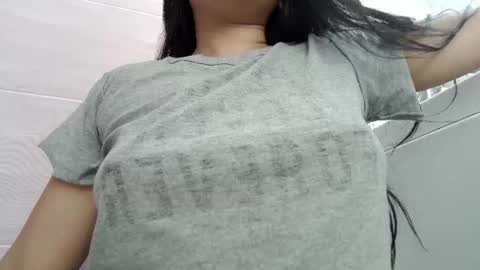 Snapshot of makulato chatting on 06.30.26 Maya online show from 06.30.26