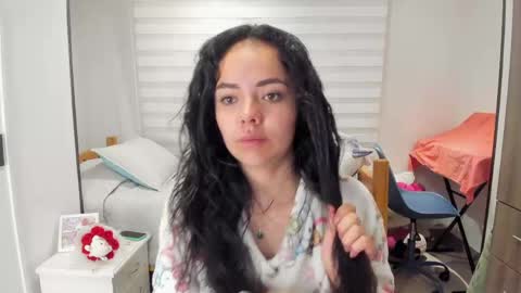 Snapshot of mal_norma chatting on 06.04.26 Mal Norma online show from 06.04.26