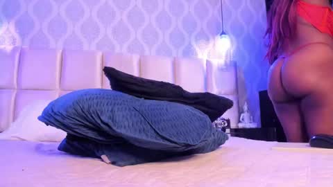 Snapshot of malaaiikaa chatting on 01.30.25 malaaiikaa online show from 01.30.25