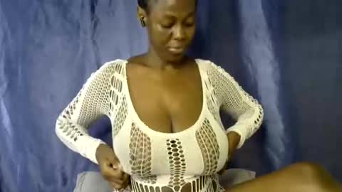 malaika_musa online show from 05.25.26