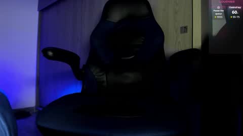 Snapshot of male_pussy chatting on 03.08.26 ADAM online show from 03.08.26