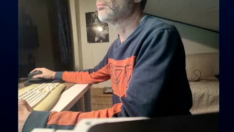 Snapshot of malebitch99999 chatting on 12.16.25 malebitch99999 online show from 12.16.25