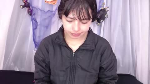 malejacs01 online show from 10.15.25