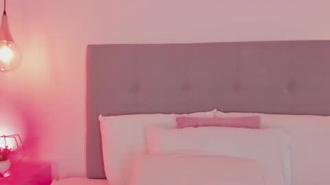 Malena Angel online show from 12.04.24