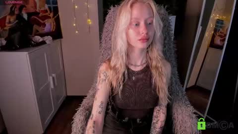 Malena online show from 11.07.25