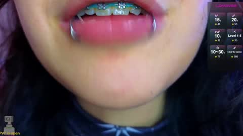 Snapshot of malicia_witch_ chatting on 01.28.25 Mar Alicia Rosie v A L I C I A W I T C - Meg Cherie online show from 01.28.25