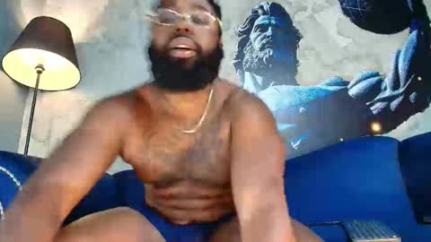 Snapshot of malik_arellano chatting on 10.01.25 The King Malik online show from 10.01.25