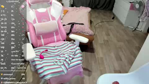 malina_lovely online show from 10.24.25