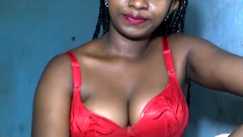 malinah01 online show from 12.12.24