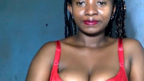malinah01 online show from 12.12.24