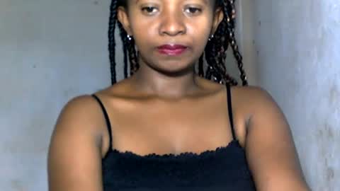 malinah01 online show from 12.13.24