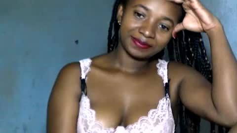 malinah01 online show from 12.21.24