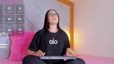 Malka Milan  online show from 12.02.25