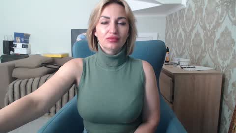 mallinia online show from 04.14.26